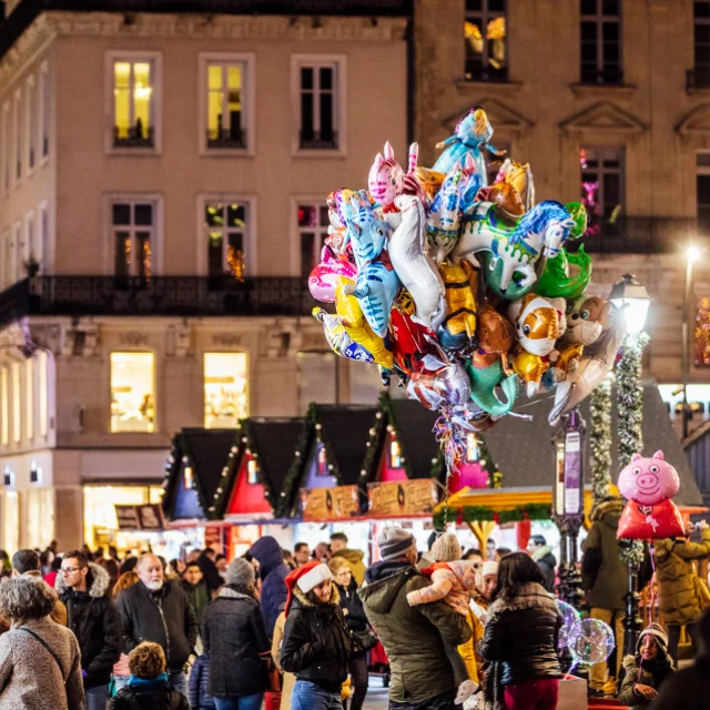 Marché de Noël, place du Ralliement