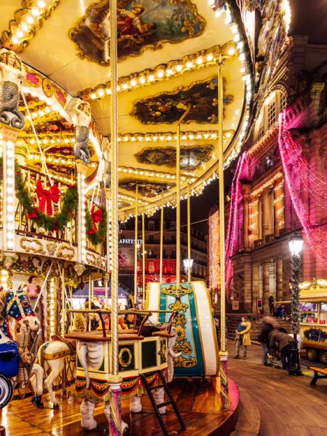 Manège place du Ralliement à Angers