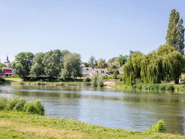 Bords du Loir à Villevêque