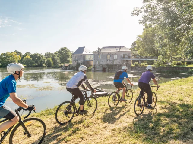 Groupe se baladant en Gravel à Angers
