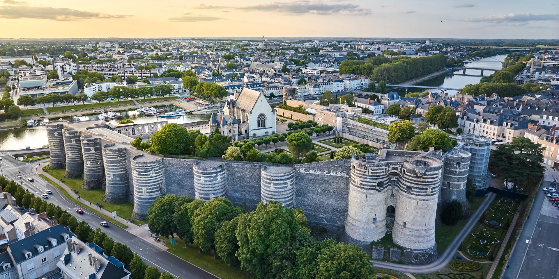 Castillos Y Patrimonio Destination Angers