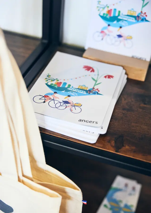 Carnet de la gamme Angers disponible à la boutique de l'Office de tourisme d'Angers.