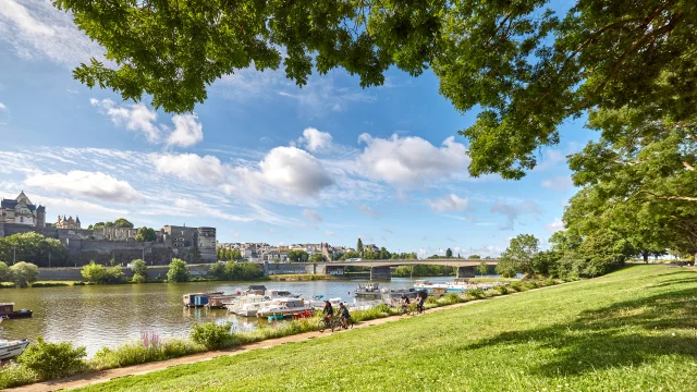 Balade Sur Les Bords De Maine A Velo Copyright Alexandre Lamoureux Destination Angers 19726 1920px