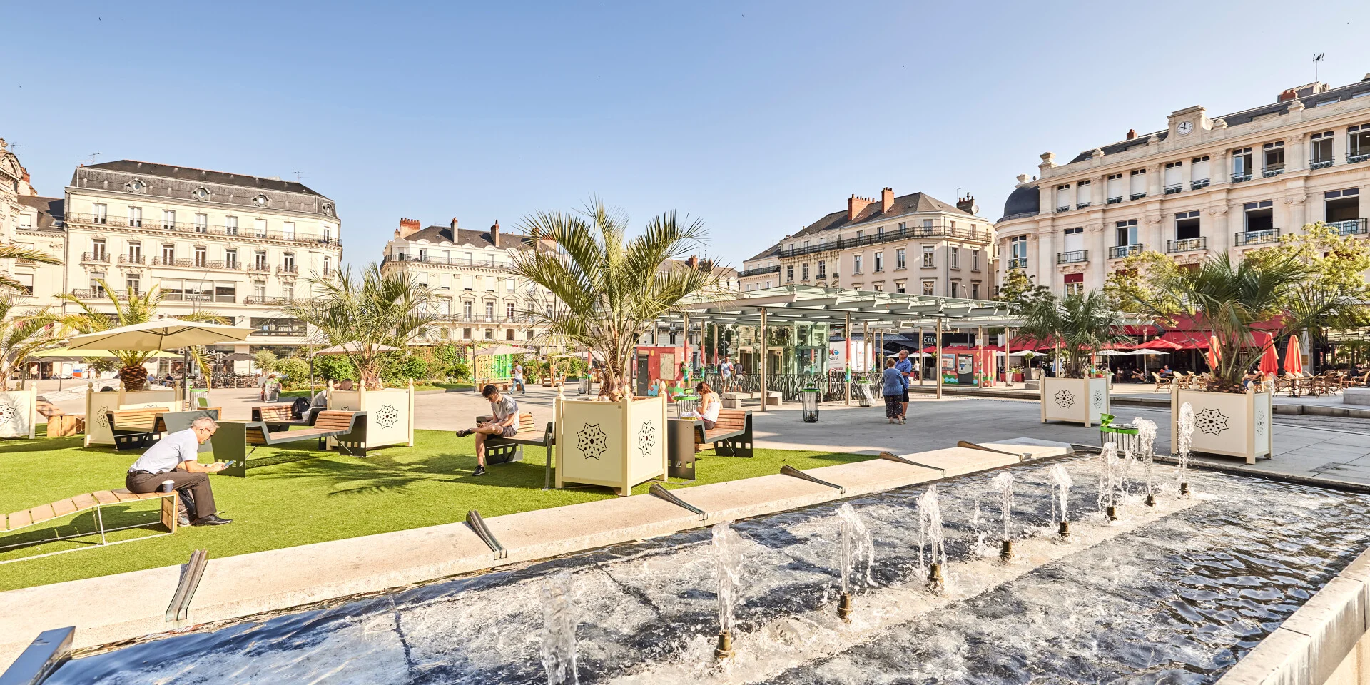 place du ralliement en été