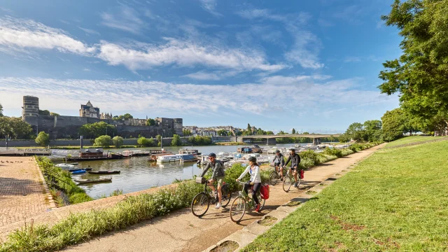 Balade sur les bords de Maine à vélo