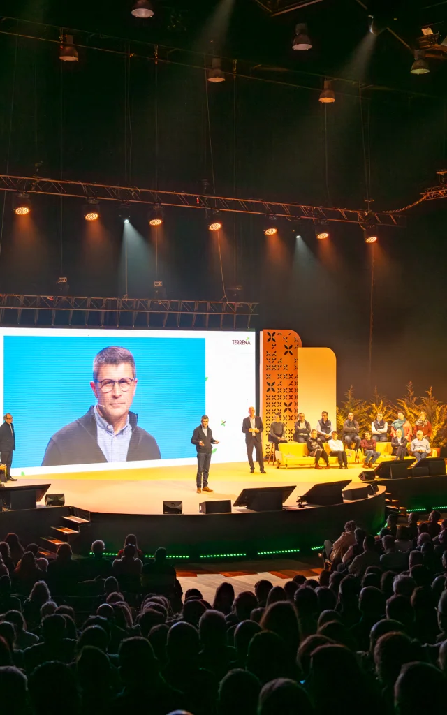 Corporate event at Amphitéa Hall - Angers Exhibition Centre