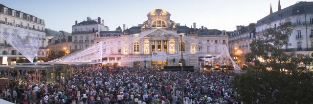 Cérémonie d'ouvertur des Accroche-Cœurs 2016 sur la place du ralliement