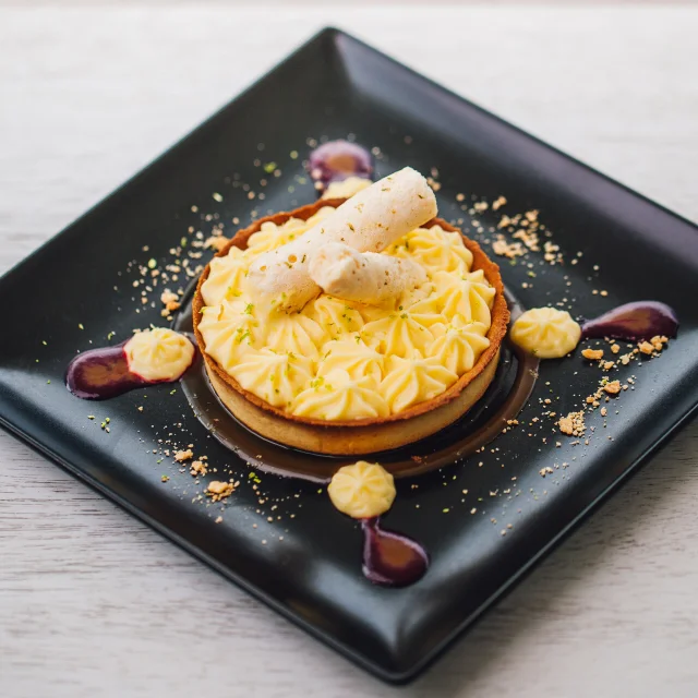 Présentation d'un plat au menu du restaurant Chez Pont-Pont