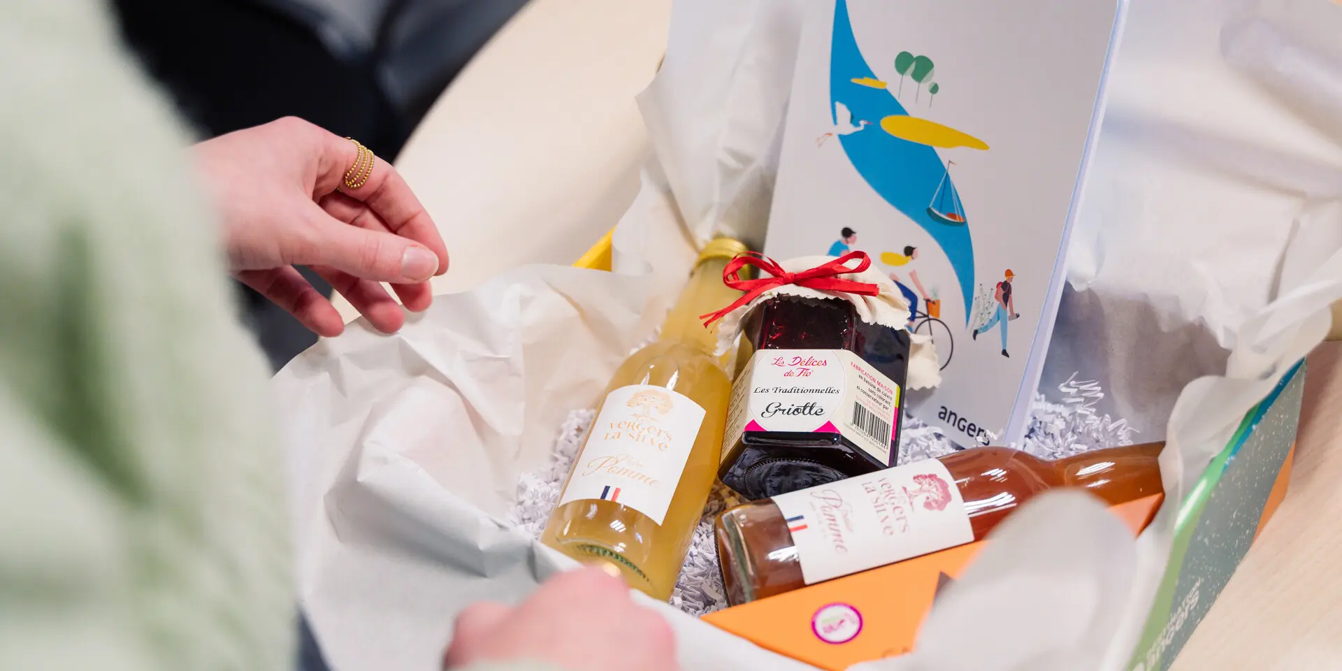 Boîte cadeau à composer toute l'année à l'Office de Tourisme d'Angers