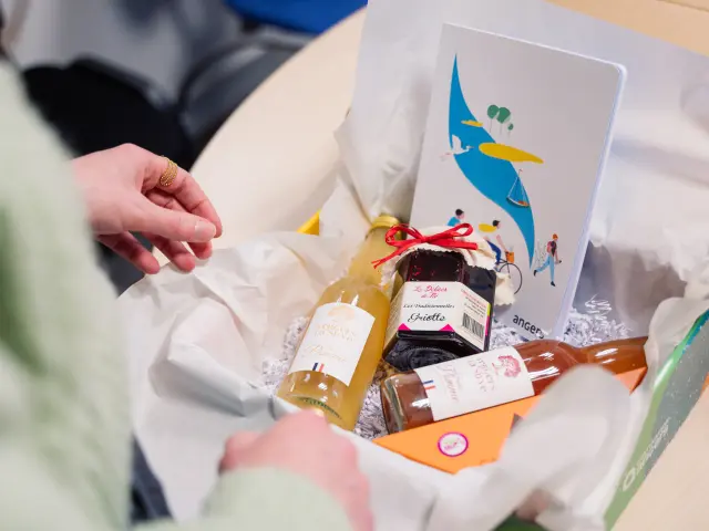 Boîte cadeau à composer toute l'année à l'Office de Tourisme d'Angers