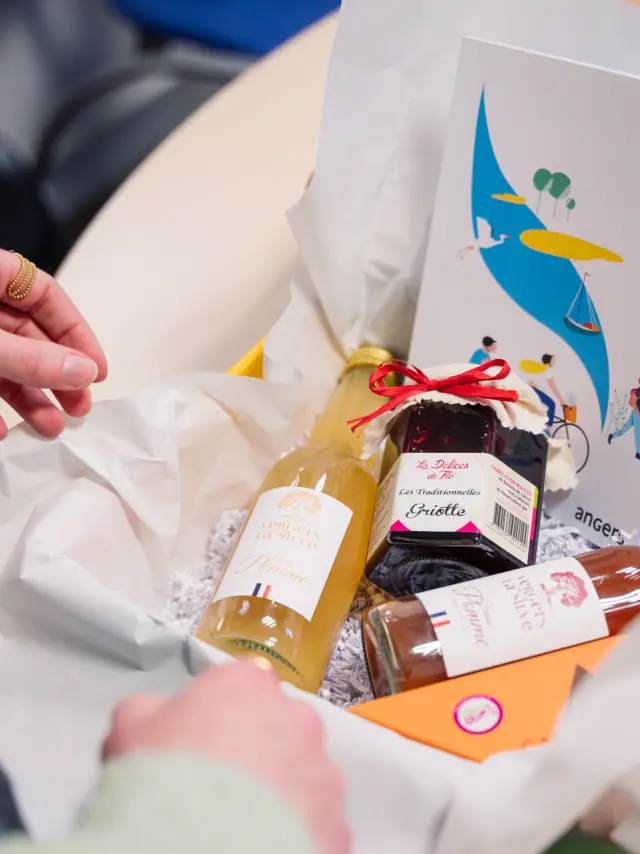 Boîte cadeau à composer toute l'année à l'Office de Tourisme d'Angers