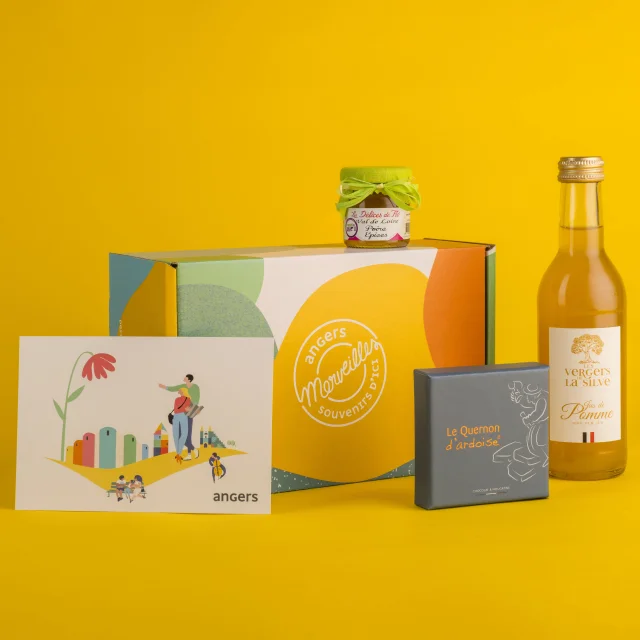 Suggestion de présentation pour le pack cadeau Saveur - Angers Merveilles