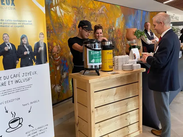 Joyeux pause Centre de Congrès Jean Monnier