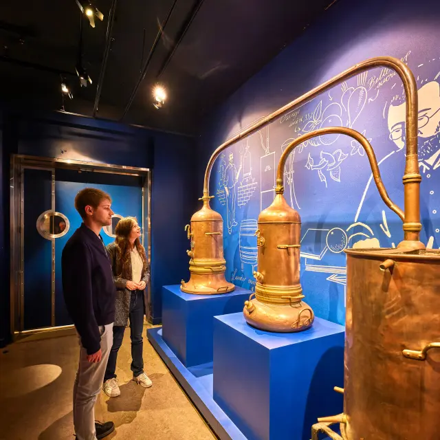 Visite guidée de la maison Cointreau