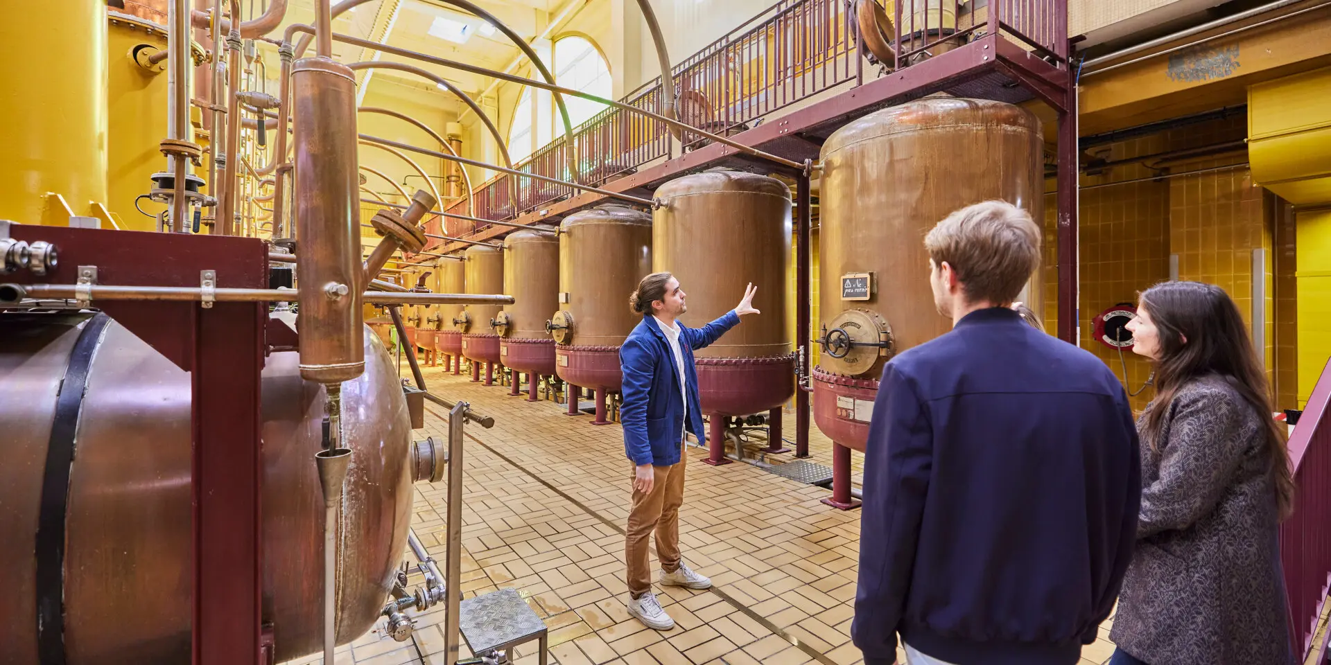 Visite commentée de la Maison Cointreau autour des alambics